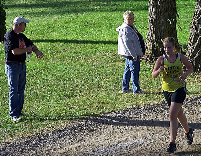 Liz Moen runs for V-S girls at W. Delaware meet.
