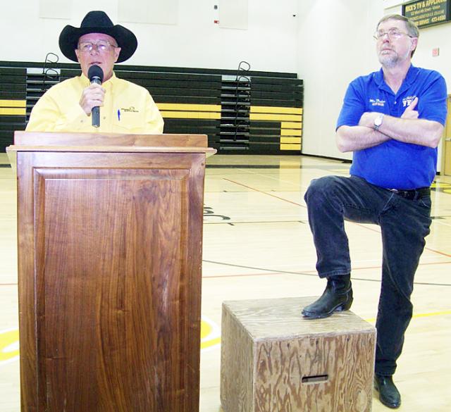 Duane & Duane, together at auction block one last time: Johnson sells Fisher at FFA labor auction.
