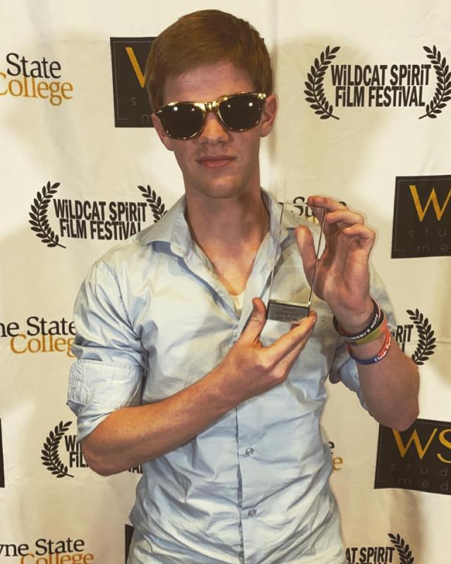 Noah Lindauer wins