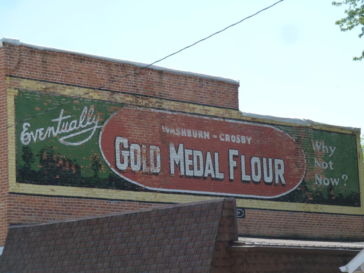 Shellsburg seeks donations to restore the Gold Medal Flour mural in Shellsburg