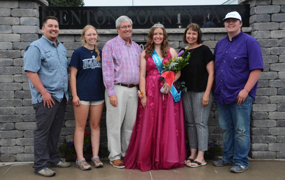 Olivia Hanson the 2024 Benton County Fair Queen poses with her family following her coronation on Wednesday evening