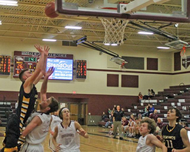 Austin Bohnsack scores two more vs. Independence; he was 1 of 4 Vikings to score 10 or more.