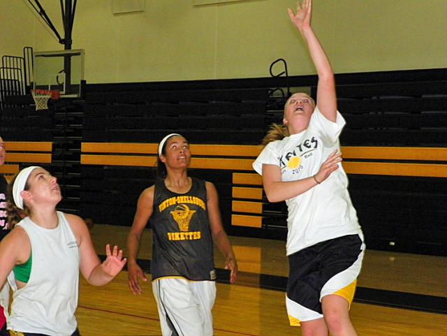 Girls attended fundamentals sessions last week in preparation for Basketball Camp this week.