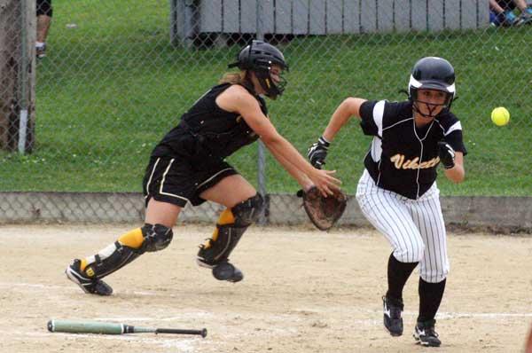 Kristin Henderson hustles to beat out a bunt. The sophomore had three hits against CPU.