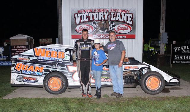 Troy Cordes earned a record-tying ninth Benton County Speedway track championship with his feature win Sunday night in the Friesen Performance IMCA Modified division. (Photo by Jim Wittke)