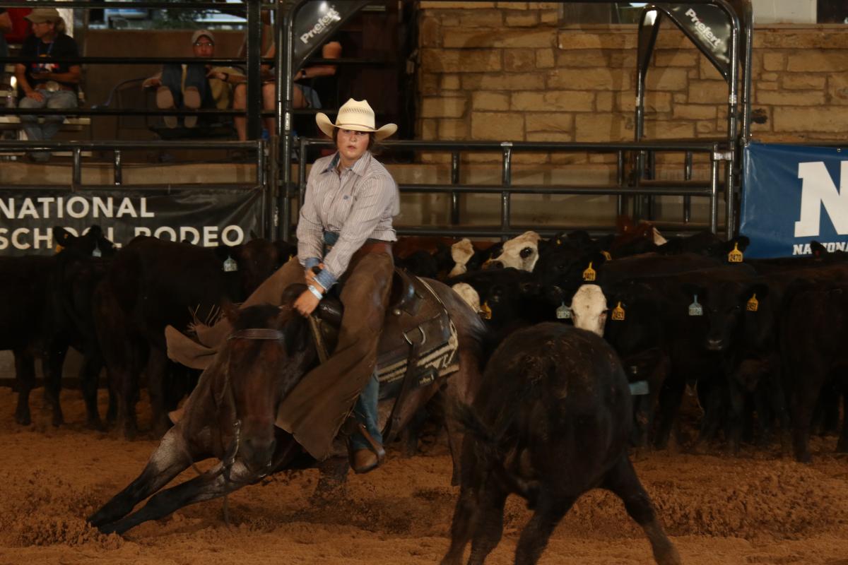 Bailey Weeks earns a place on the Iowa National High School Rodeo team