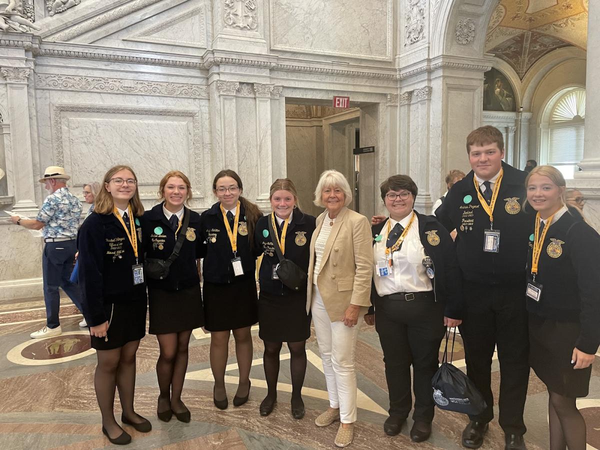 Vinton-Shellsburg FFA with Christie Vilsack in the Library of Congress.