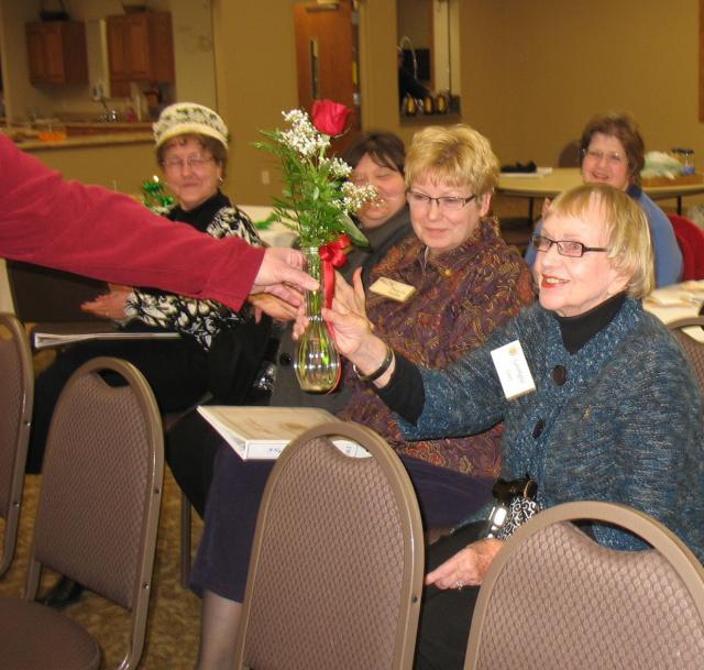 Georgia Gray, Independence presented with a rose in honor of her status as Founding chapter member
