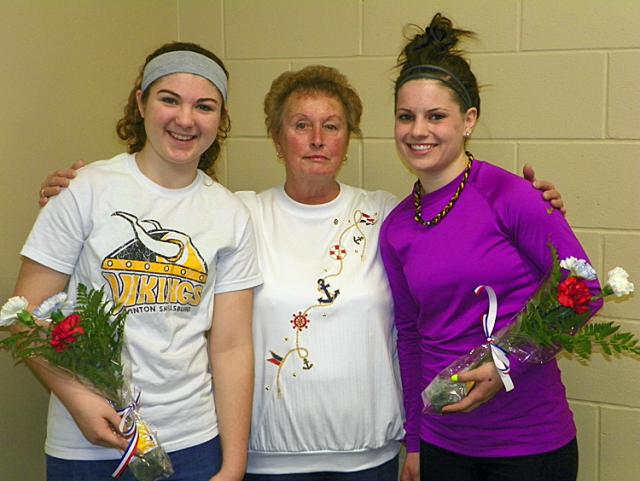 Vinton Girls State nominees Stephanie Lash & Mackenzie Stueck with Raela Uthoff, Post 57 Auxiliary.
