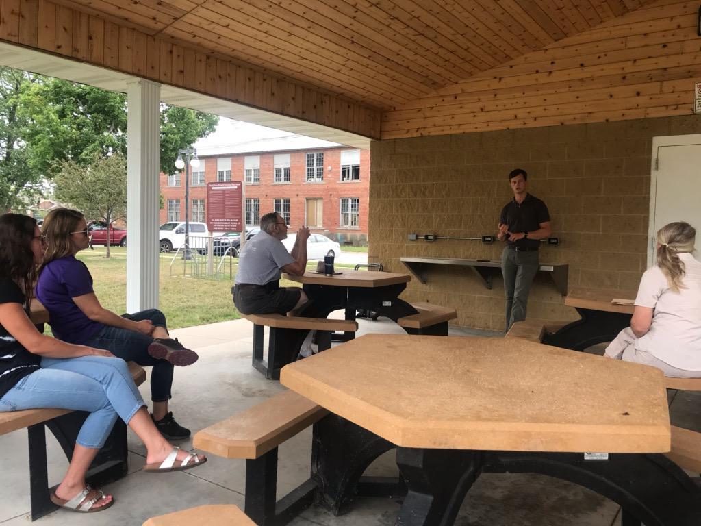 State Auditor Rob Sands visited with Vinton residents on Monday at a townhall meeting 