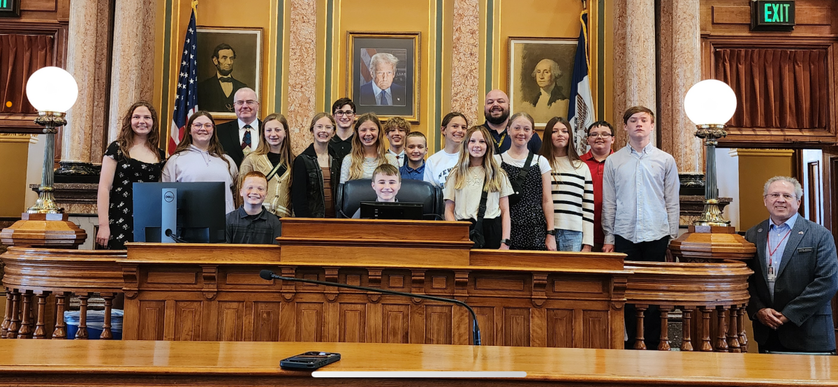 Vinton-Shellsburg's 6-8th grade Viking Leadership Council visit the Capitol and meet with Sen. McClintock and Rep Gerhold on April 28th.