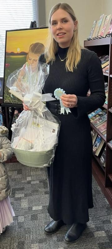 Article Thumbnail. Popular Vote: “Art for the Endangered” by Amanda Stewart 