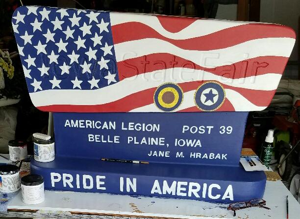 Jane Hrabak of Belle Plaine won 2nd place in the novice cagetory with his concrete painting.
