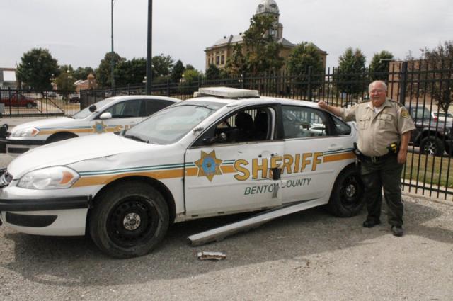 Deputy Sheriff Jeff Harnish survives encounter with grain bin