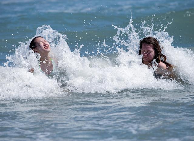 VS Band trip to Florida: Katie Langstraat and Kristin Halstead enjoy the ocean.