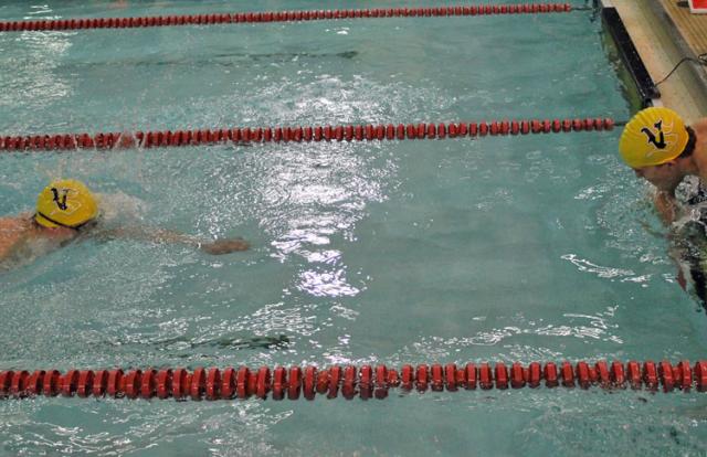 Kyle Schmemmel nears the last lap of his 500-yard Freestyle event.