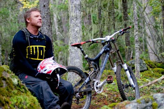 Blind bicyclist Bobby McMullen will speak in Vinton this Saturday.