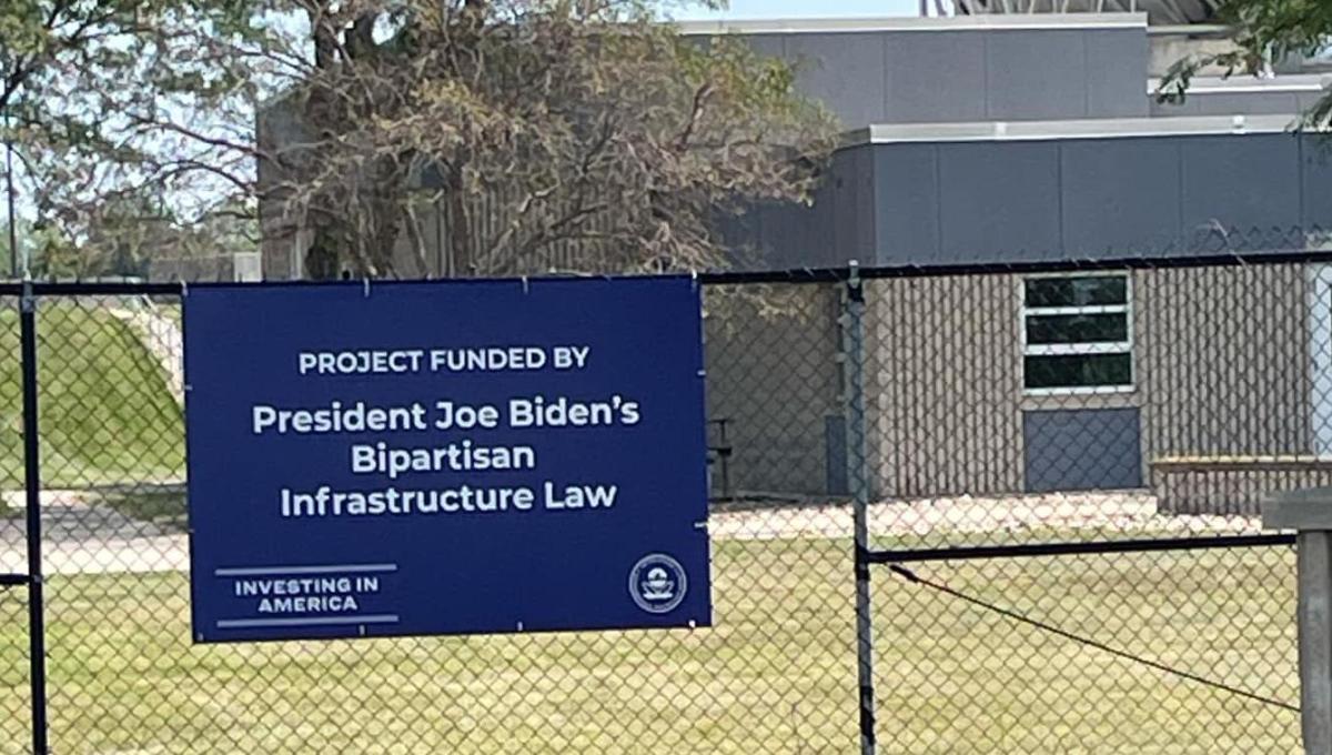 The sign worth $2,696,582.25 to the city. (Can we ask for about six more?)