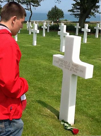 Riley Ries pays tribute to an Iowa soldier who died in France during WWII.