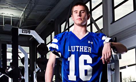 Former Decorah Viking Chris Norton will share his story of faith and recovery Wednesday.