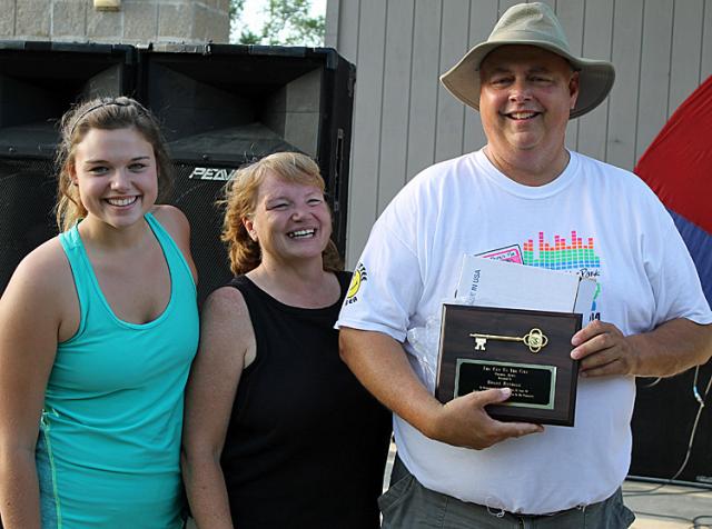 VPRD officials presented Duane Randall a 'Key to the City;' he will retire at the end of 2014.