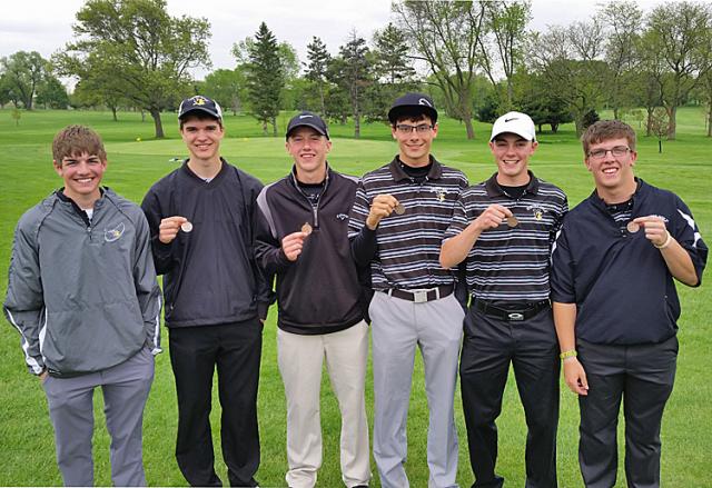 Viking golfers celebrate their individual medals and 2nd place Wamac performance.