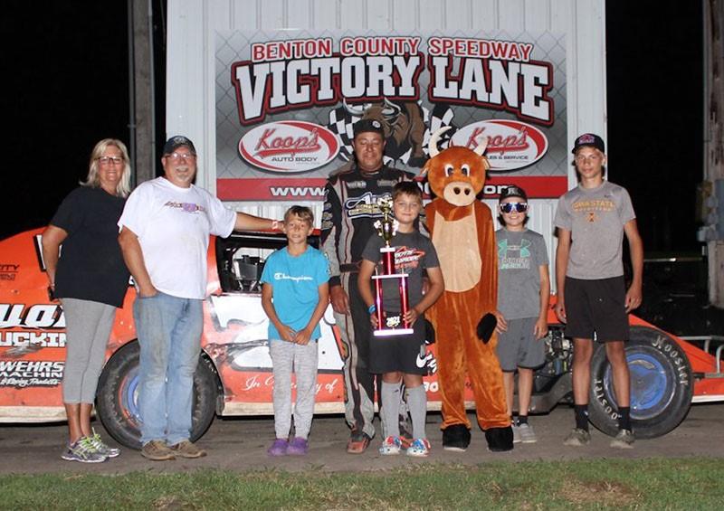 IMCA Modified Troy Cordes wins the 7th championship night and 8th points title-photo Jim Wittke