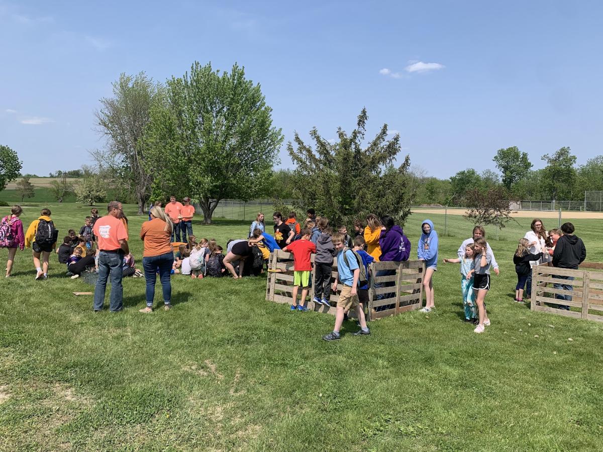 The Animal Science class enjoyed sharing their projects with Shellsburg Elementary.