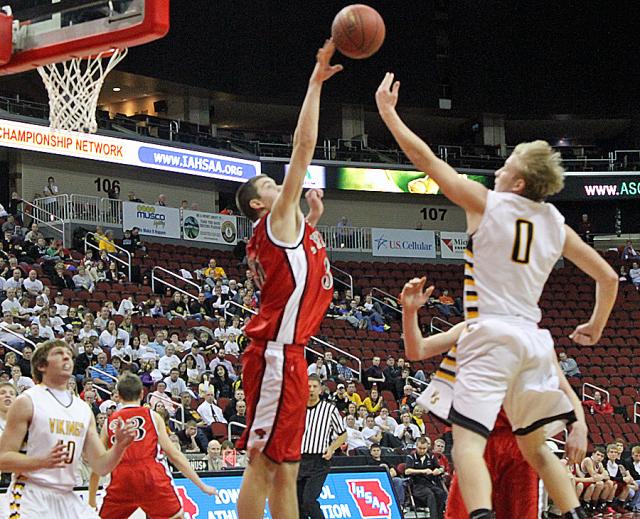 Giant at State: 6'-6