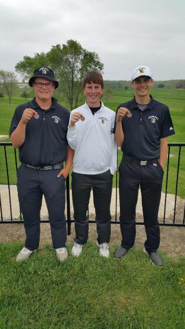 Grant Noren, Tanner Cummings and Tyler Stueck medaled for VS at the Wamac Super Meet.